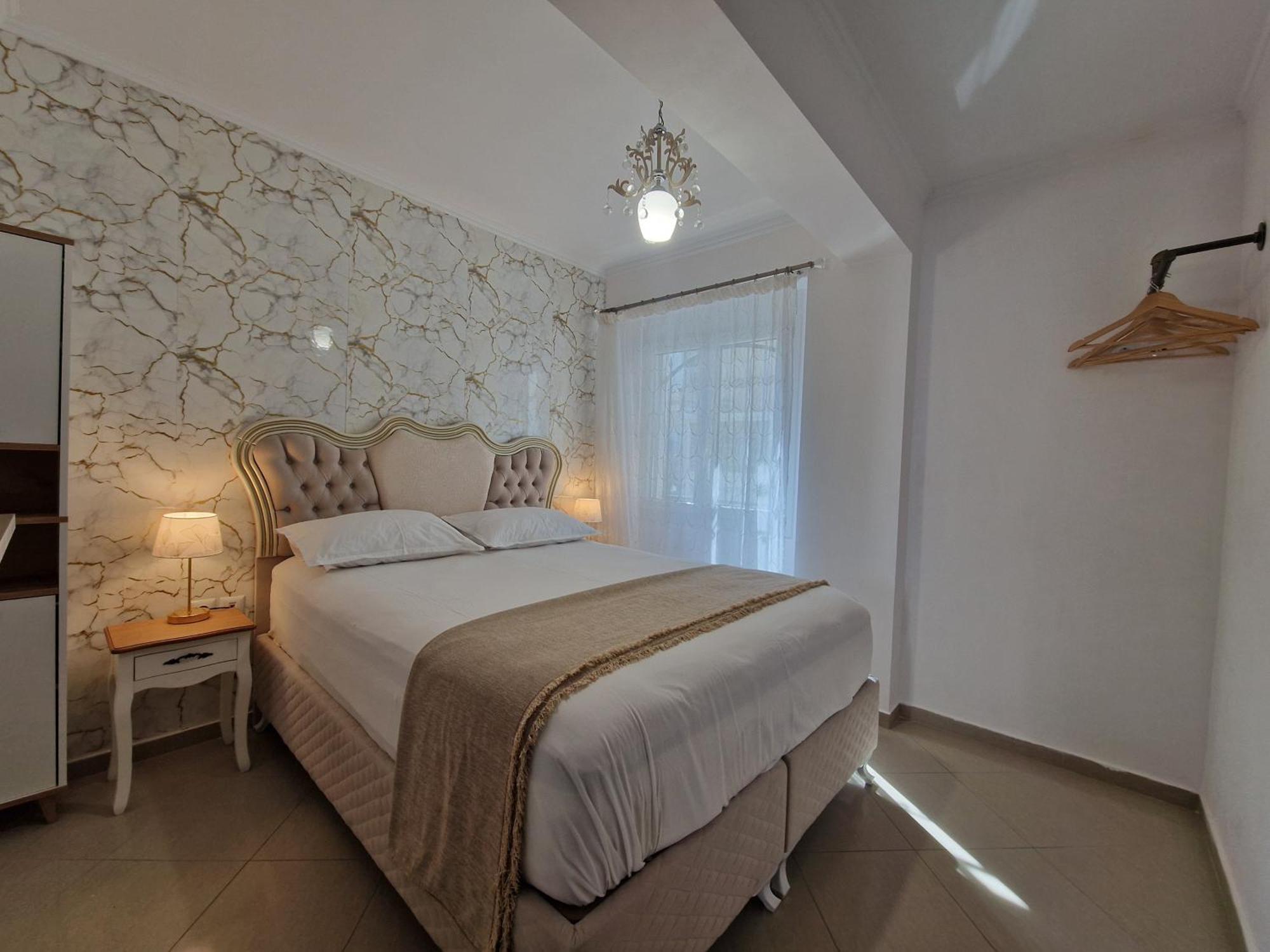 Iro Apartments Néa Péramos Exteriér fotografie