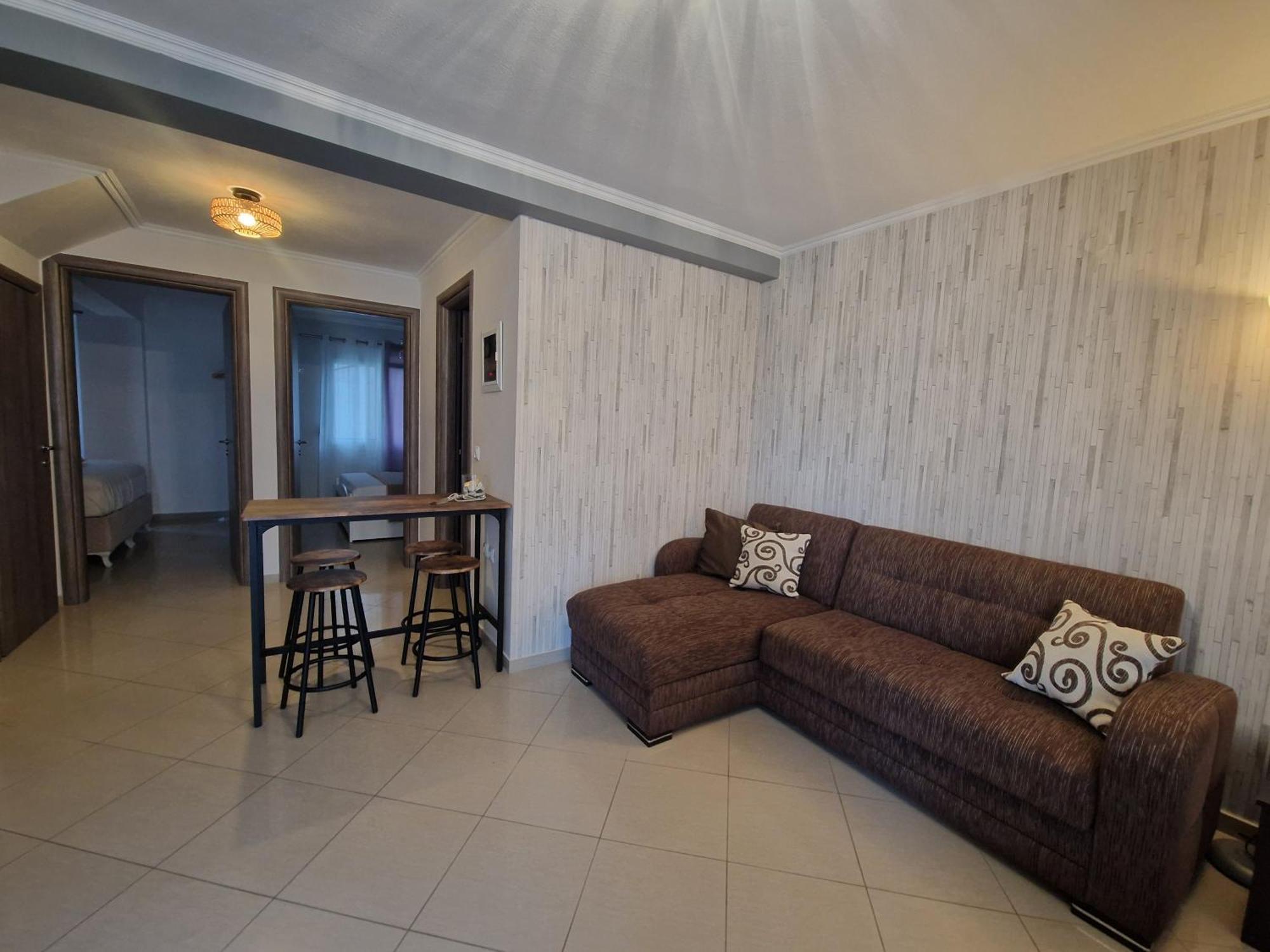 Iro Apartments Néa Péramos Exteriér fotografie